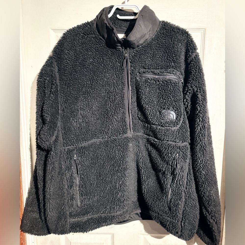 The North Face Men's Black Sherpa Fleece Jacket
